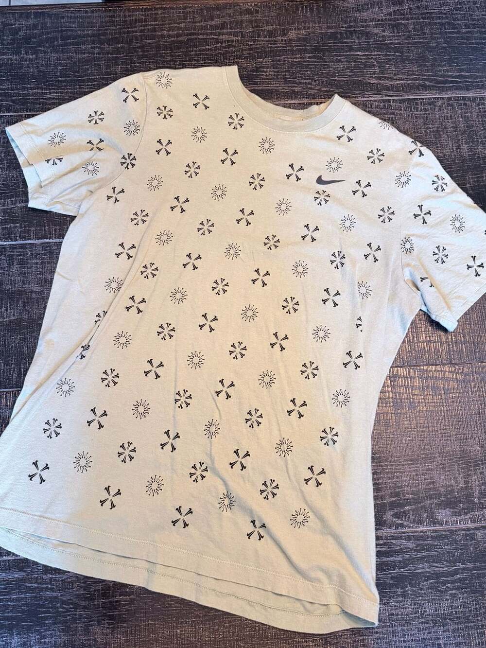 Nike The Nike Tee Size L Green All Over Swoosh Print T-Shirt